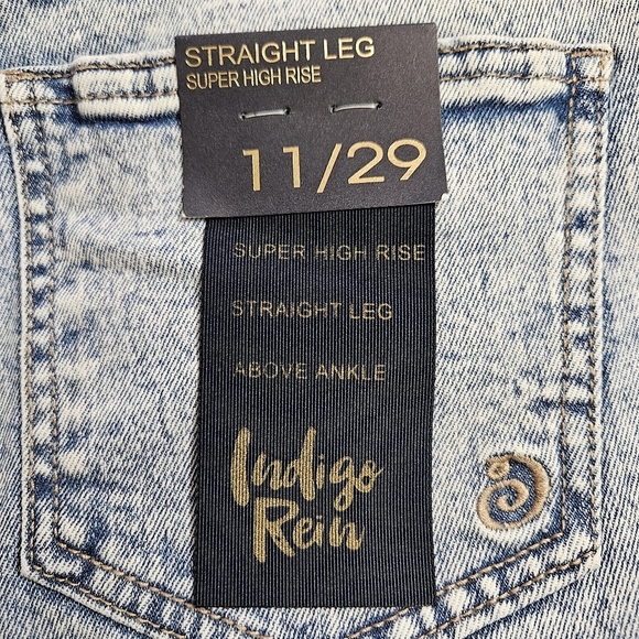 Indigo Rein Junior's High Rise Straight Leg Above Ankle Jeans Size 11/29 NWT - Picture 7 of 8